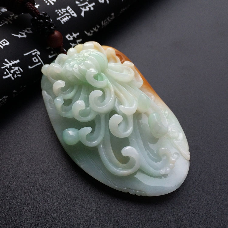 糯冰种黄翡花中隐士挂件