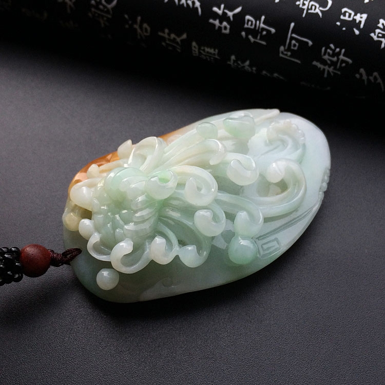 糯冰种黄翡花中隐士挂件