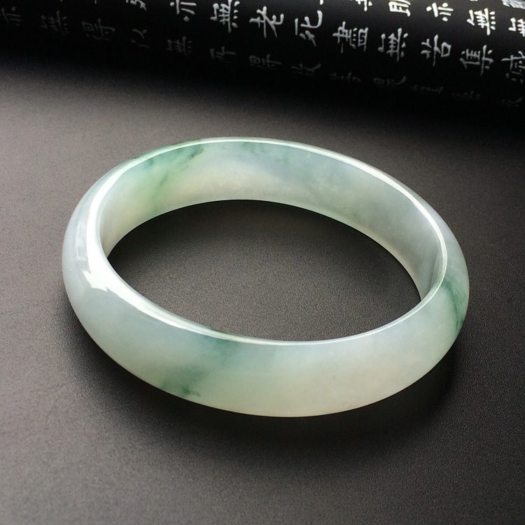 (超值推荐)冰种飘花手镯(55mm-48.5mm)