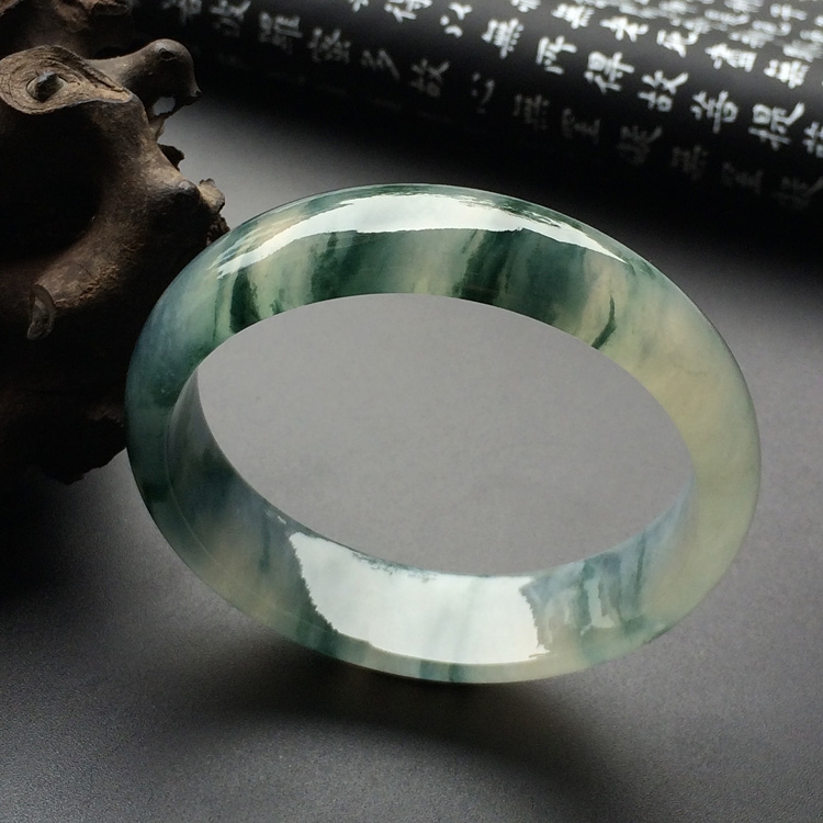 (超值推荐)冰种飘花贵妃手镯(55.6mm-50mm)
