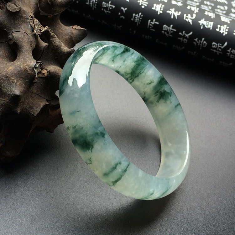(超值推荐)冰种飘花贵妃手镯(55.6mm-50mm)