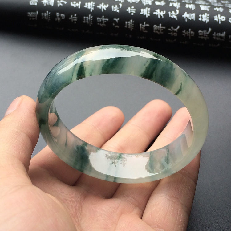 (超值推荐)冰种飘花贵妃手镯(55.6mm-50mm)