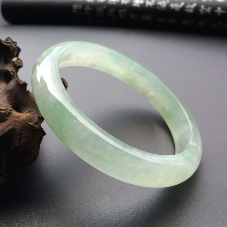 (超值推荐)冰种晴水手镯(57.8mm)