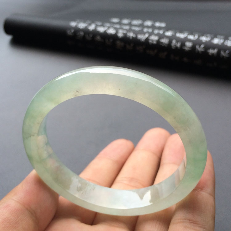 (超值推荐)冰种晴水手镯(57.8mm)