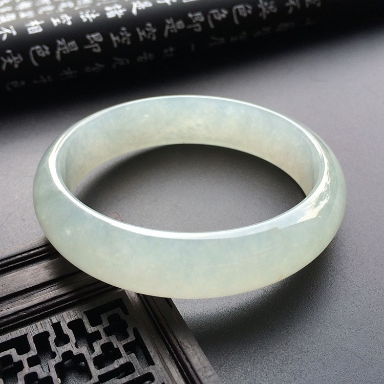 （超值推荐）冰种淡晴水手镯（58.6mm）