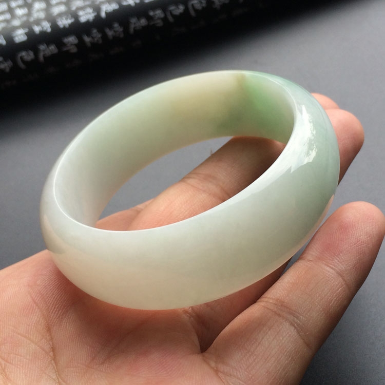 糯冰种晴水手镯（54.7mm）