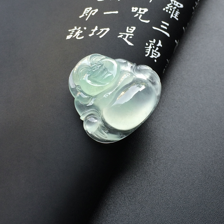 冰种淡晴水玉佛挂件