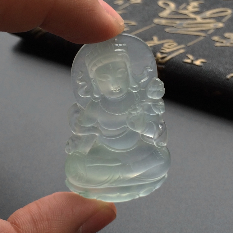 (超值推荐)冰玻种淡晴水略飘花度母挂件