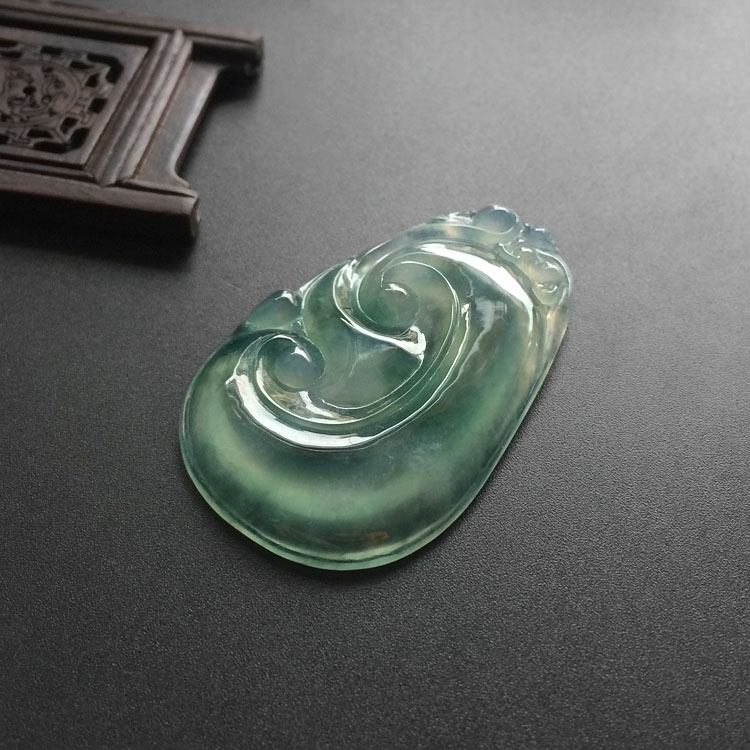 （超值推荐）冰种晴水略飘花如意挂件