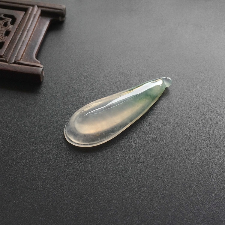 （超值推荐）冰种飘花福瓜挂件