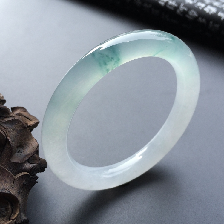 (超值推荐)冰种飘花圆条手镯(53.3mm)
