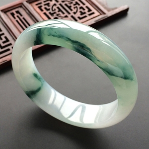 (超值推荐)糯冰种飘花手镯(57.3mm)
