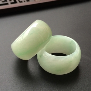 (超值推荐)糯冰种略飘翠指环一对走
