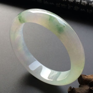 （超值推荐）冰种淡紫罗兰飘花手镯（58mm）