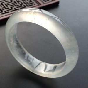 (超值推荐)冰玻种无色手镯(53.3mm)