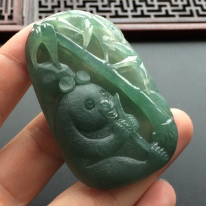 (超值推荐)冰种晴水熊猫挂件