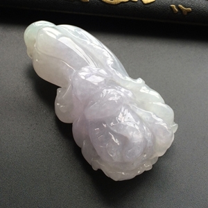 (超值推荐)糯冰种淡紫罗兰白菜挂件