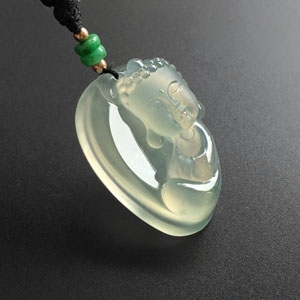 （超值推荐）冰种晴水略飘花宝宝佛挂件