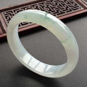 (超值推荐)糯冰种晴水飘花手镯(57mm)