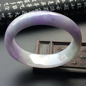 (超值推荐)糯冰种紫罗兰贵妃手镯(55.3mm-46.7mm)