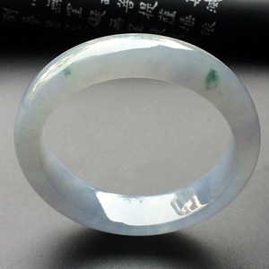(超值推荐)糯冰种紫罗兰略飘花手镯(55.4mm)