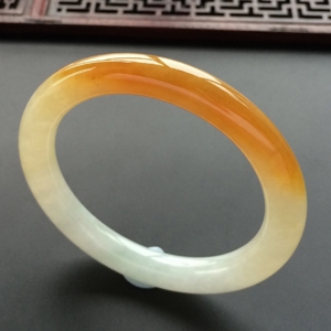 (超值推荐)糯冰种黄翡圆条手镯(53.4mm)