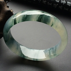 (超值推荐)冰种飘花贵妃手镯(55.6mm-50mm)