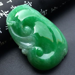 (超值推荐)糯冰种阳绿如意挂件