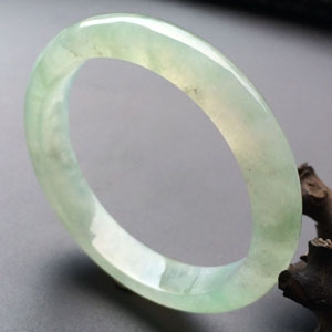 (超值推荐)冰种晴水手镯(57.8mm)