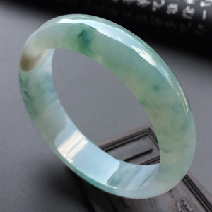 (超值推荐)冰种飘花手镯(55.7mm)