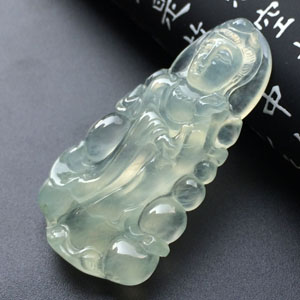 （超值推荐）冰种淡晴水站观音挂件