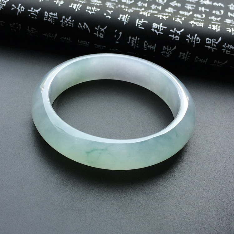 冰种略飘花手镯(56.7mm)