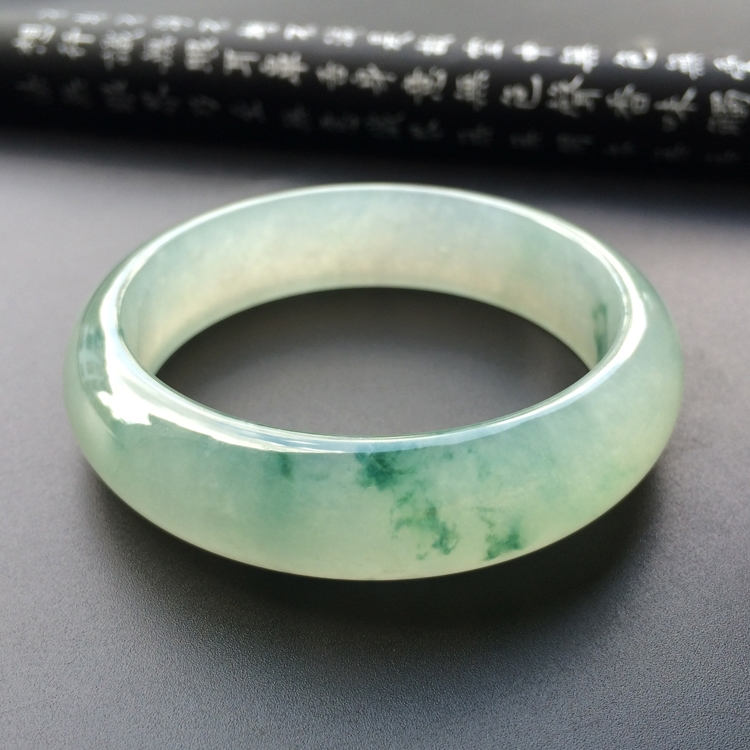 （超值推荐）冰种飘花手镯（57.5mm）