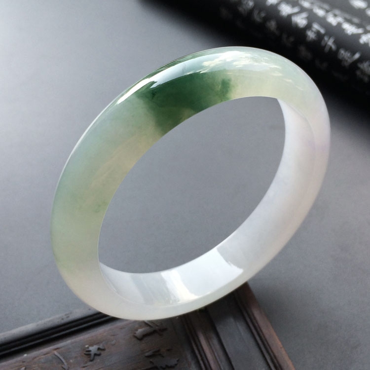 （超值推荐）糯冰种飘花手镯（55mm）
