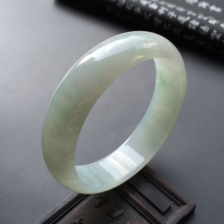 糯冰种晴水手镯(58.6mm)