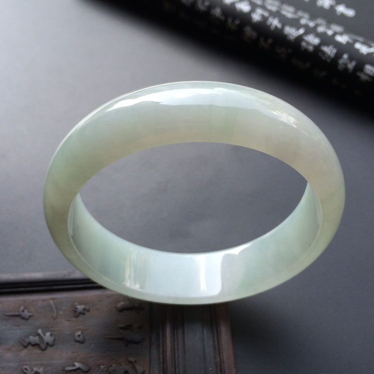 糯冰种晴水手镯(58.6mm)