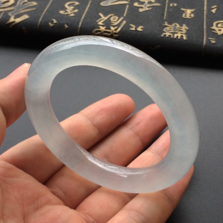 (超值推荐)冰种淡晴水圆条手镯(56.4mm)