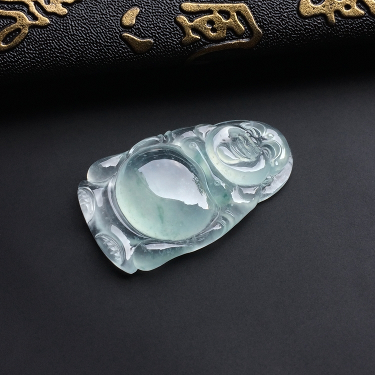 冰种略飘花站佛挂件
