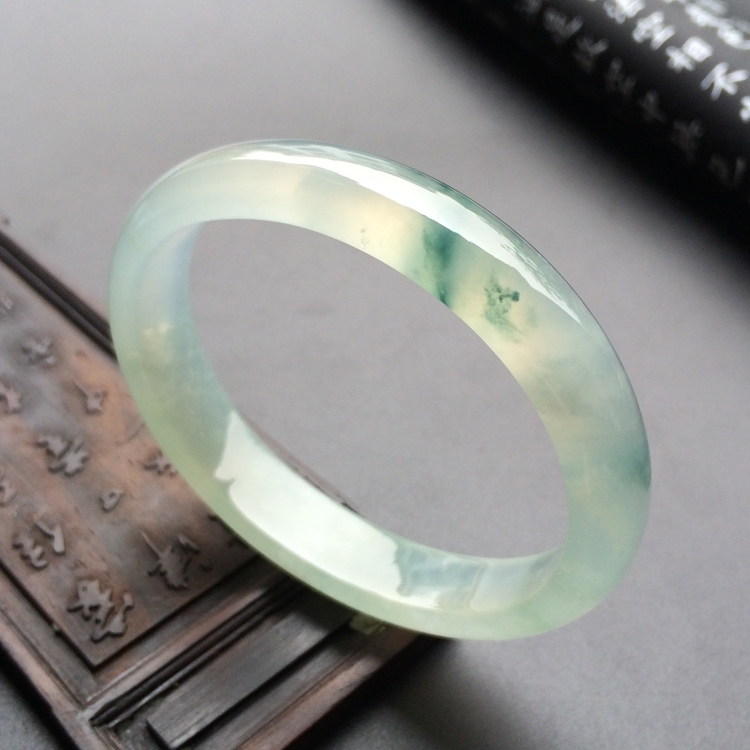 （超值推荐）冰种飘花贵妃镯（54mm-45.5mm）