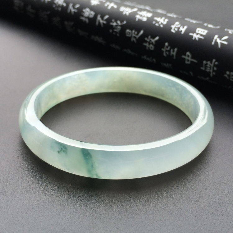（超值推荐）冰种飘花贵妃镯（54mm-45.5mm）