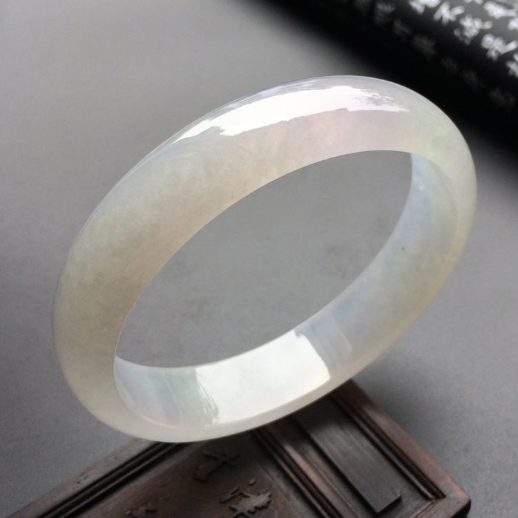 (超值推荐)冰种淡紫罗兰贵妃手镯(57.1mm-50.2mm)
