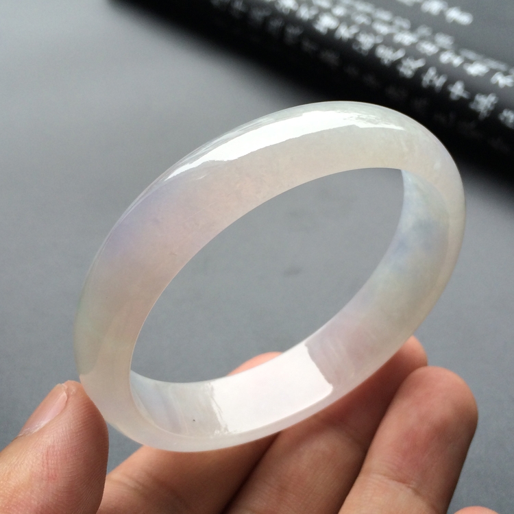 (超值推荐)冰种淡紫罗兰贵妃手镯(57.1mm-50.2mm)