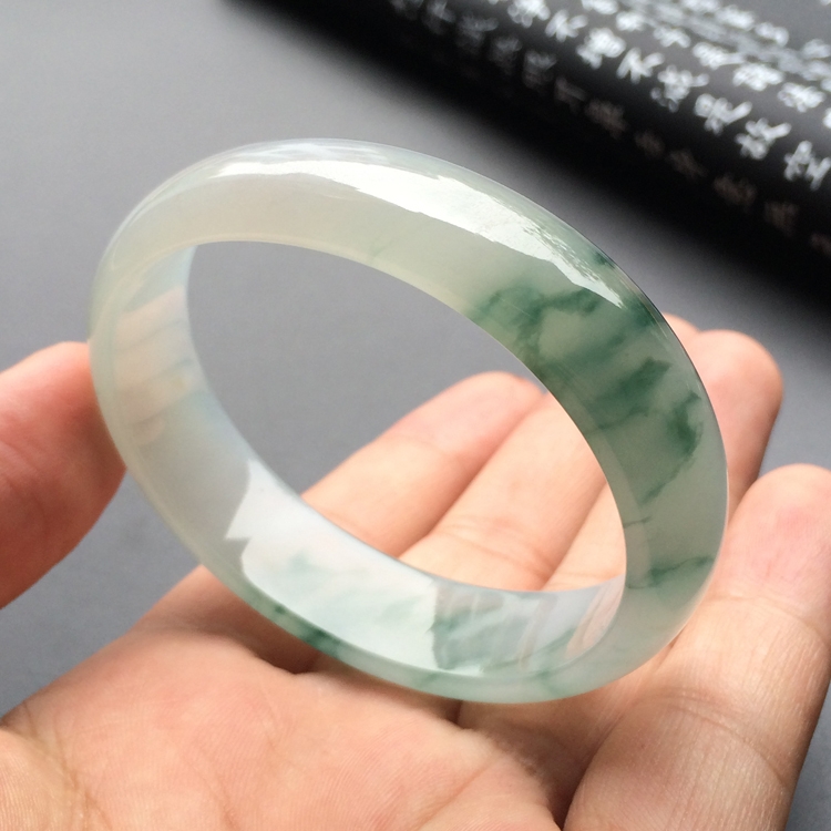 (超值推荐)冰种飘花贵妃手镯(57.8mm-49.3mm )