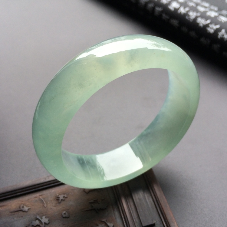 (超值推荐)冰种晴水手镯(53.8mm)
