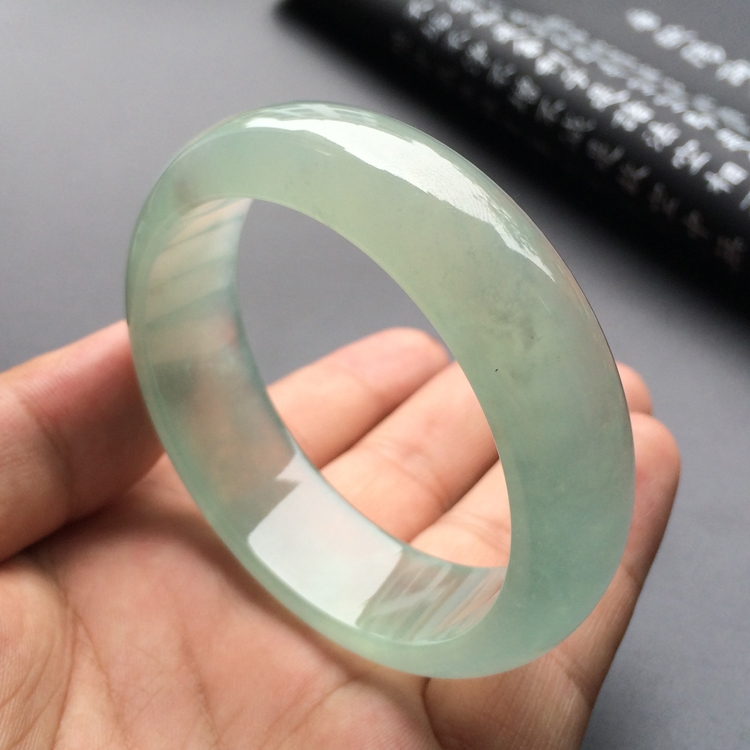 (超值推荐)冰种晴水手镯(53.8mm)