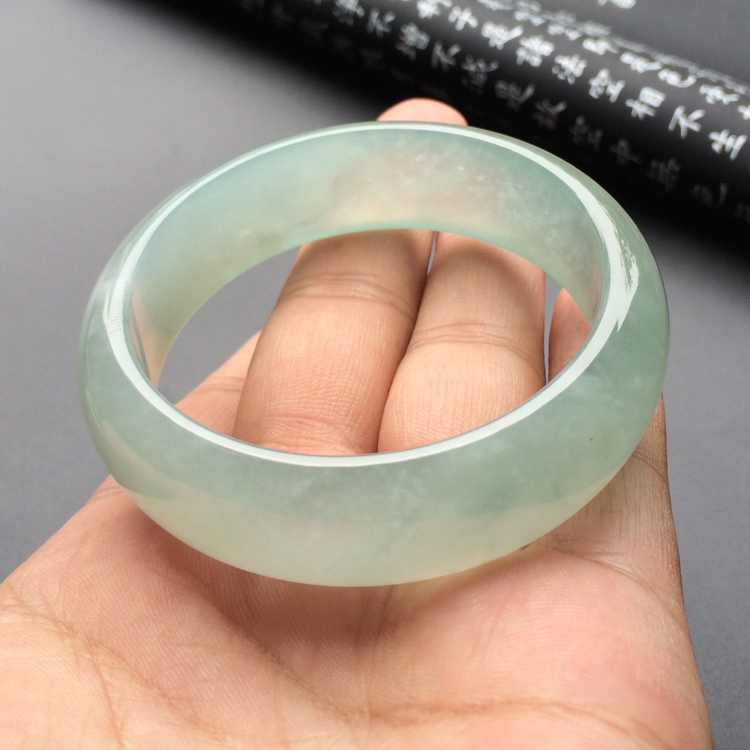 (超值推荐)冰种晴水手镯(53.8mm)