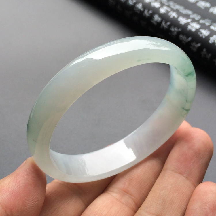 (超值推荐)冰种飘花贵妃手镯(58.4mm-51.4mm)