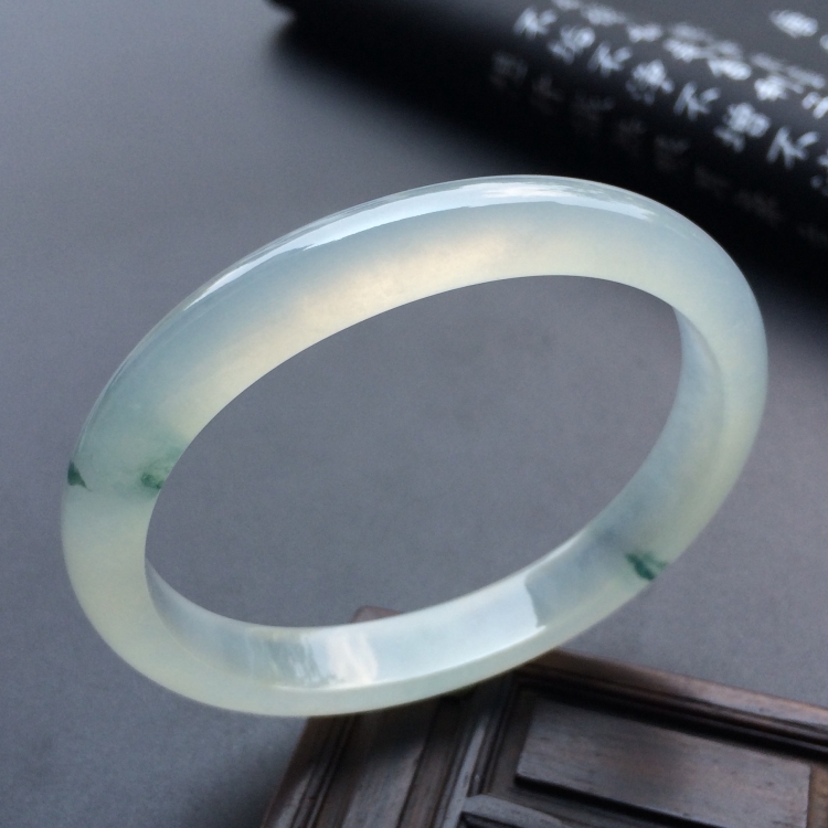 （超值推荐）冰种飘花贵妃镯（55mm-48mm）