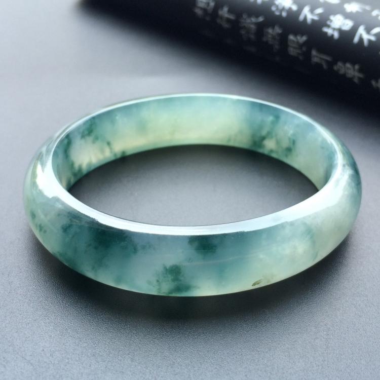 （超值推荐）冰种飘花贵妃镯（53mm-45.5mm）