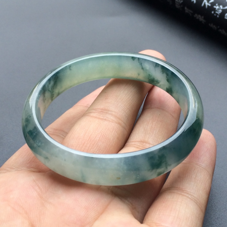 （超值推荐）冰种飘花贵妃镯（53mm-45.5mm）